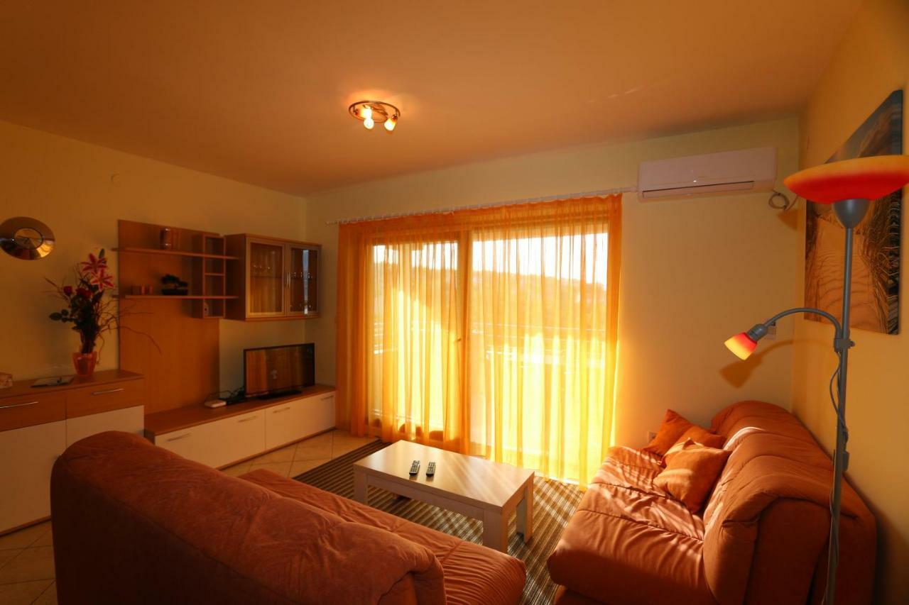 Apartment Dina 실로 외부 사진